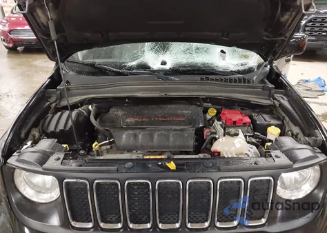 2020 Jeep Renegade Latitude 4X4 z USA, uszkodzony, nr VIN ZACNJBBB5LPL07849